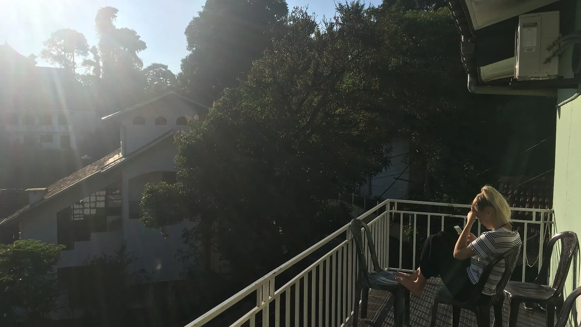 Araliya Holiday Bungalow location